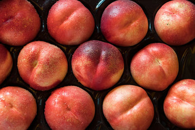 Full frame shot of apples