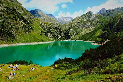 Panoramic view of lake and mountains against sky