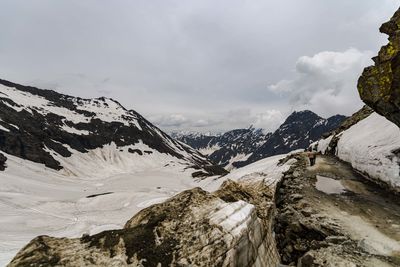 Sach pass, 14,500 ft above sea level