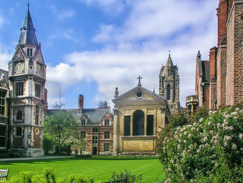 Pembroke college with chapel, cambridge, england