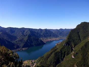 Idro lake hills 