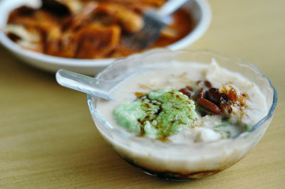 Close-up of salad in bowl on table