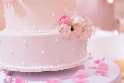 Close-up of pink roses