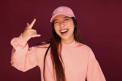 Portrait of a smiling young woman