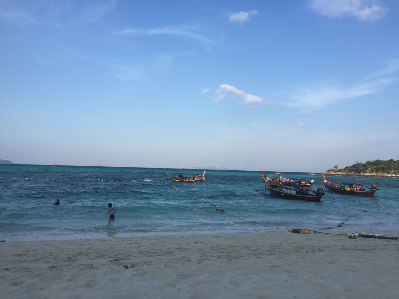 PEOPLE ON BEACH