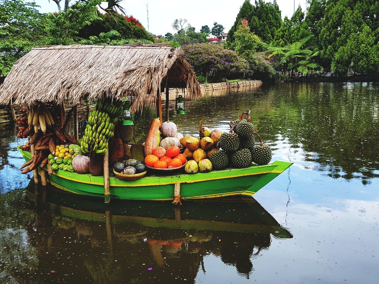 Markets on water