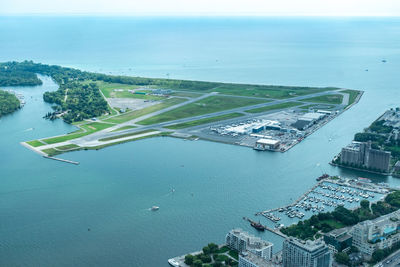 Billy bishop airport in toronto