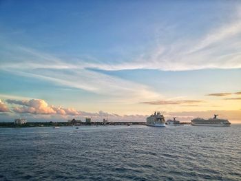 Cruise ships staying at cozumel port. beautiful west caribbean natural landscape 