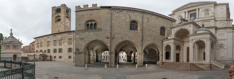 Bergamo cathedral flanked by palazzo della ragione.