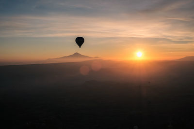 hot air balloon