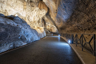 Road in tunnel