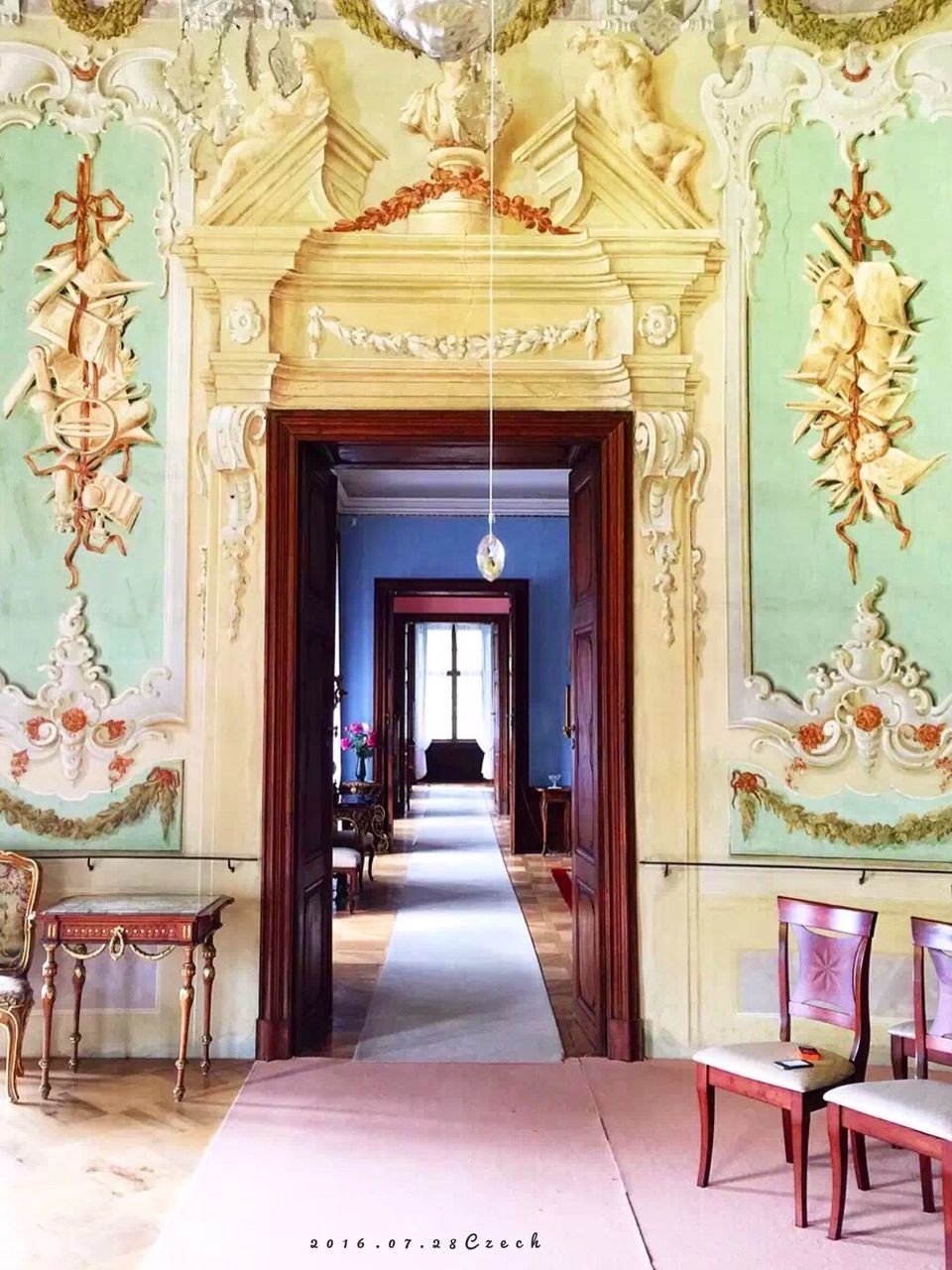 architecture, built structure, empty, absence, corridor, flooring, no people, day, decoration, column, architectural column, the way forward, ornate, design