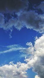 Low angle view of cloudy sky