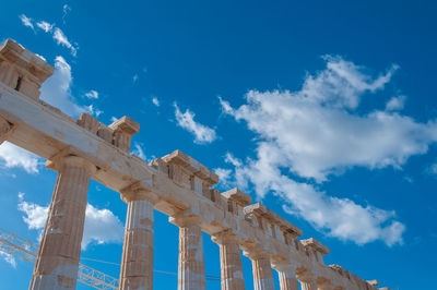 Detail of doric columns of the parthenon in the acropolis, athens, greece